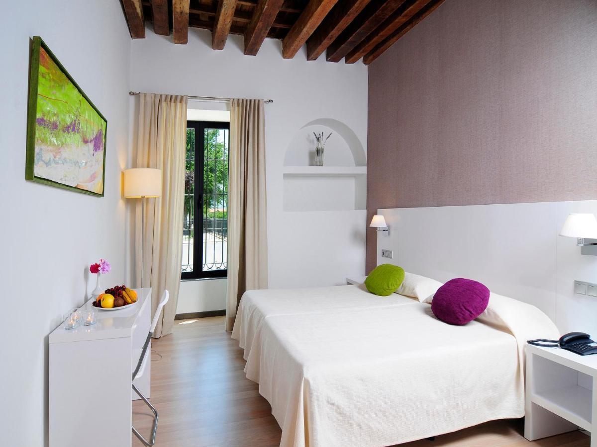 Hotel Amalurra Granada Caparacena Pokoj fotografie